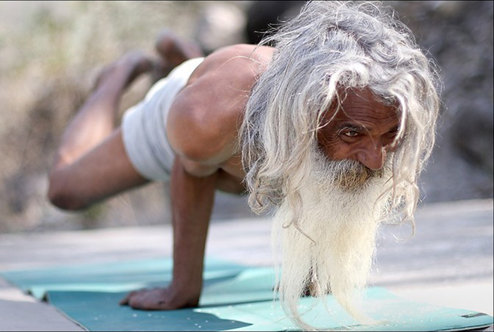 Йога и долголетие: продлевает ли йога жизнь?